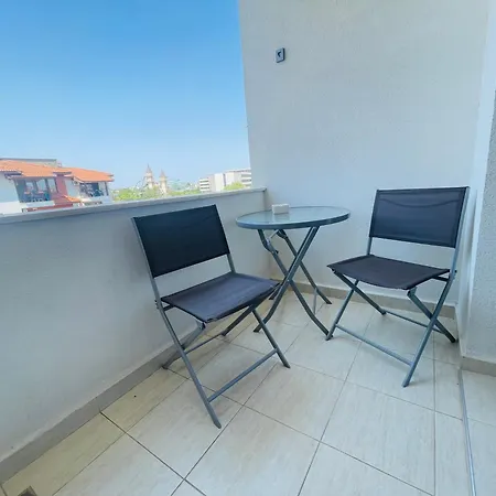 уютная в 5 минутах от пляжа 公寓 拉夫达