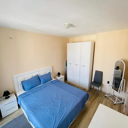 Apartment уютная в 5 минутах от пляжа